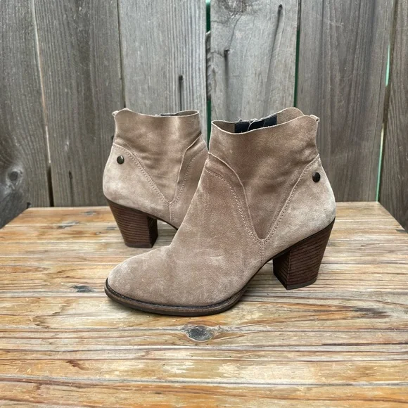 Paul Green Nora Hydro Bootie Womens 8 Tan Suede Stacked Heel Zip Boot - Picture 3 of 16